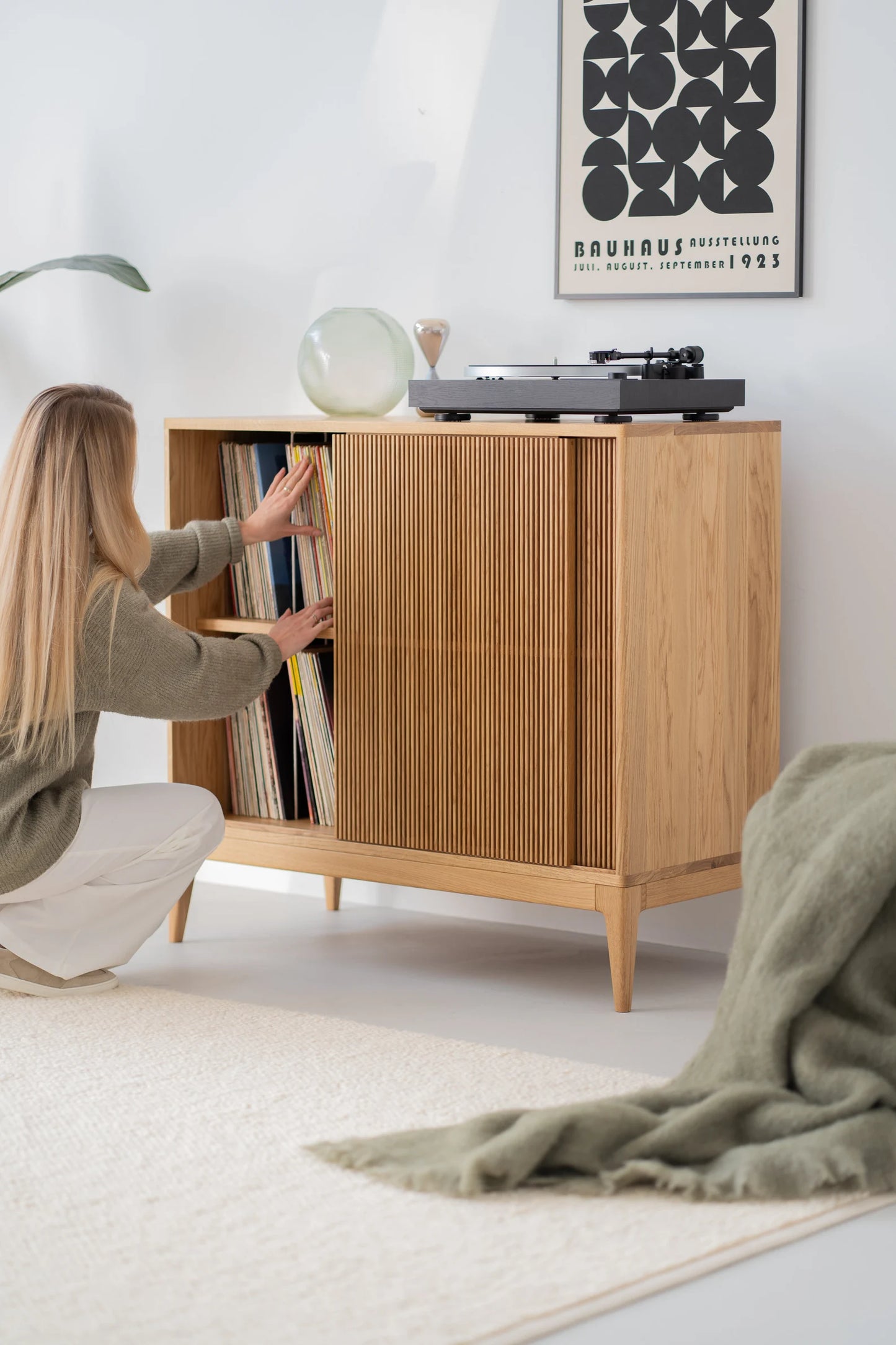 White Oak Record Player Stand